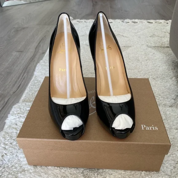 Christian Louboutin New Very Prive 39.5 - Picture 4 of 11